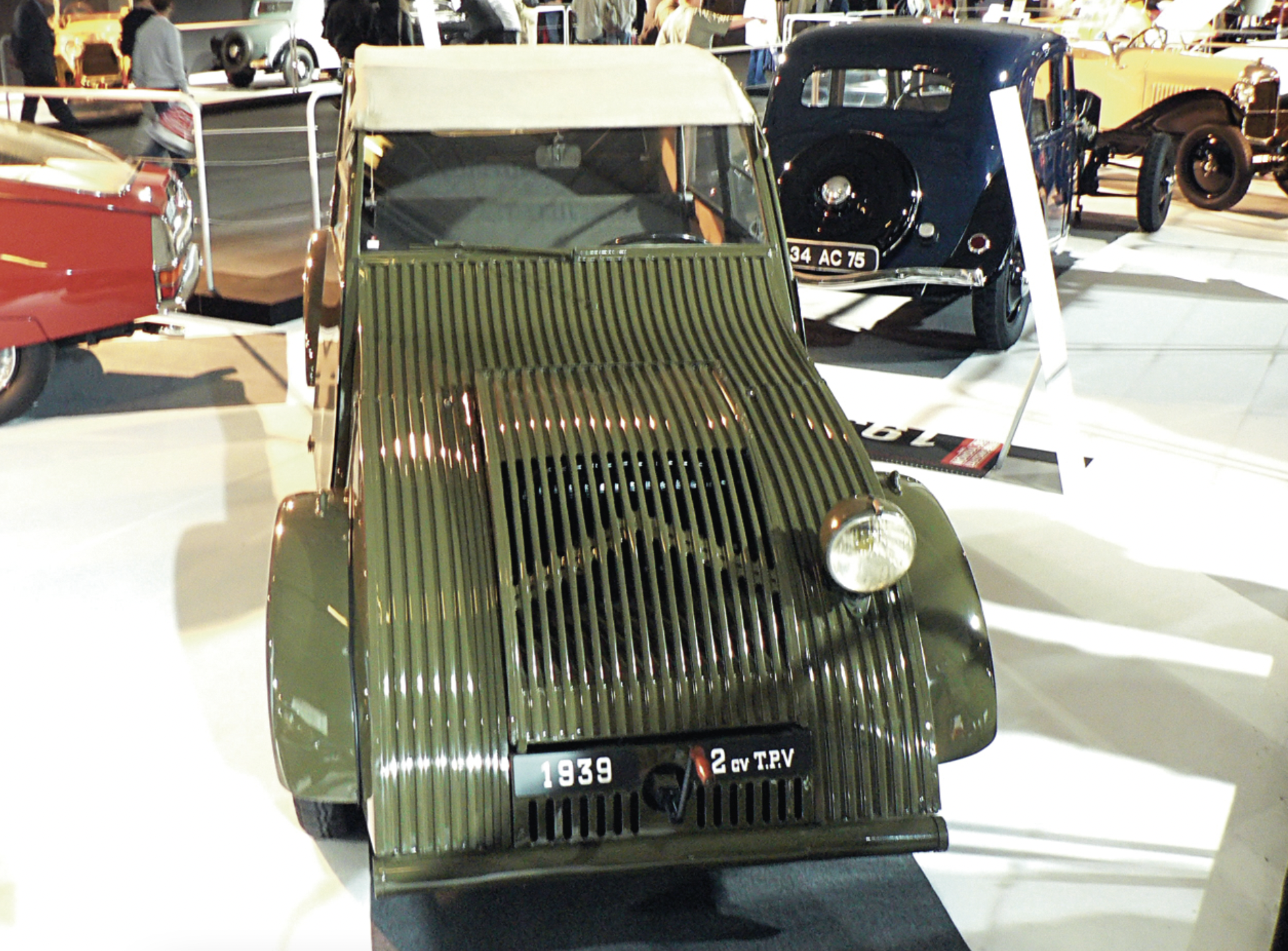 Toute Petite Voiture